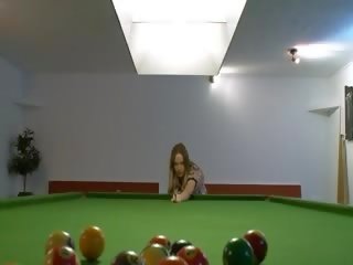 Kettő lezzies maszturbáció tovább billiard